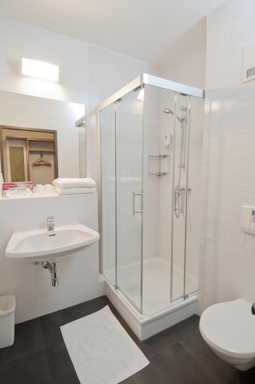 City Hotel Stockerau Εξωτερικό φωτογραφία
