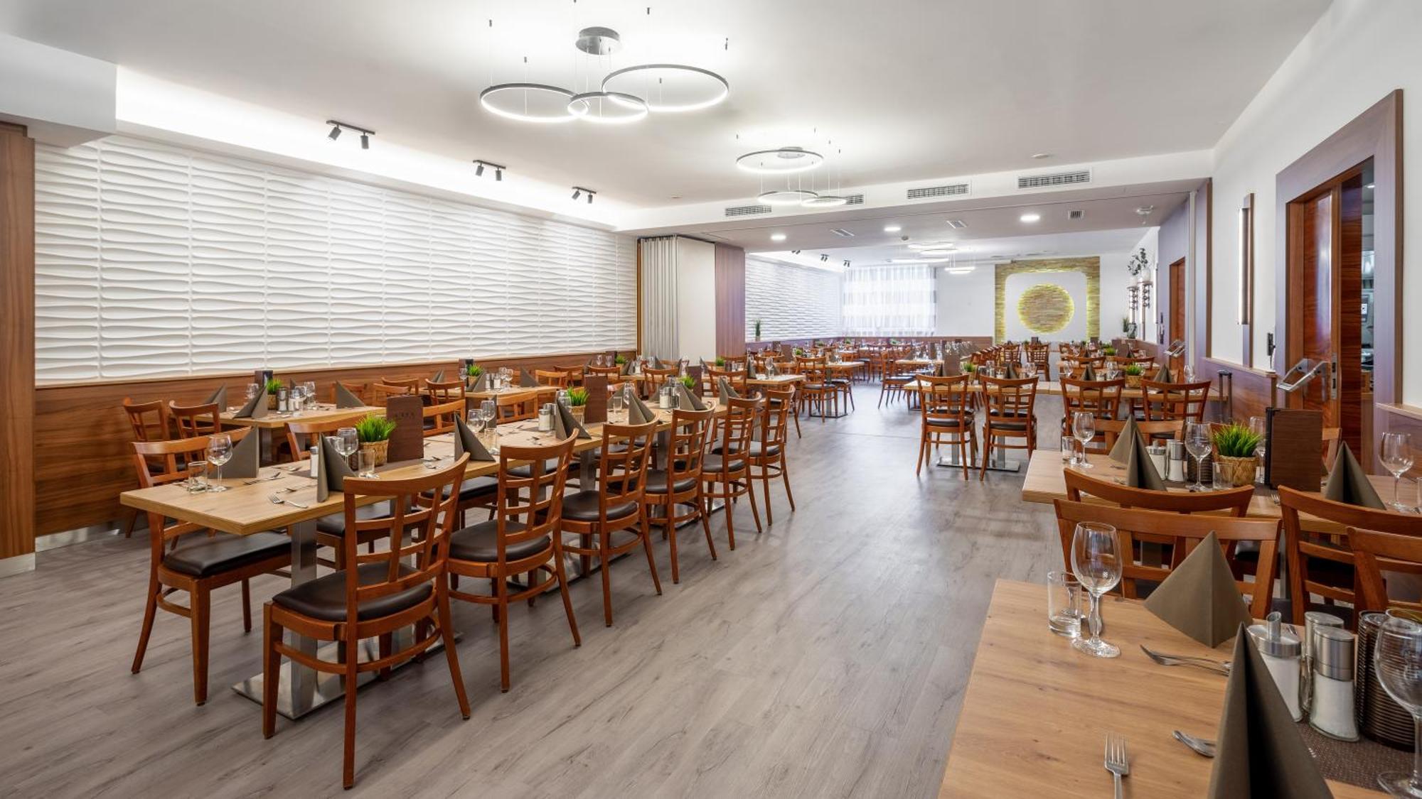 City Hotel Stockerau Εξωτερικό φωτογραφία
