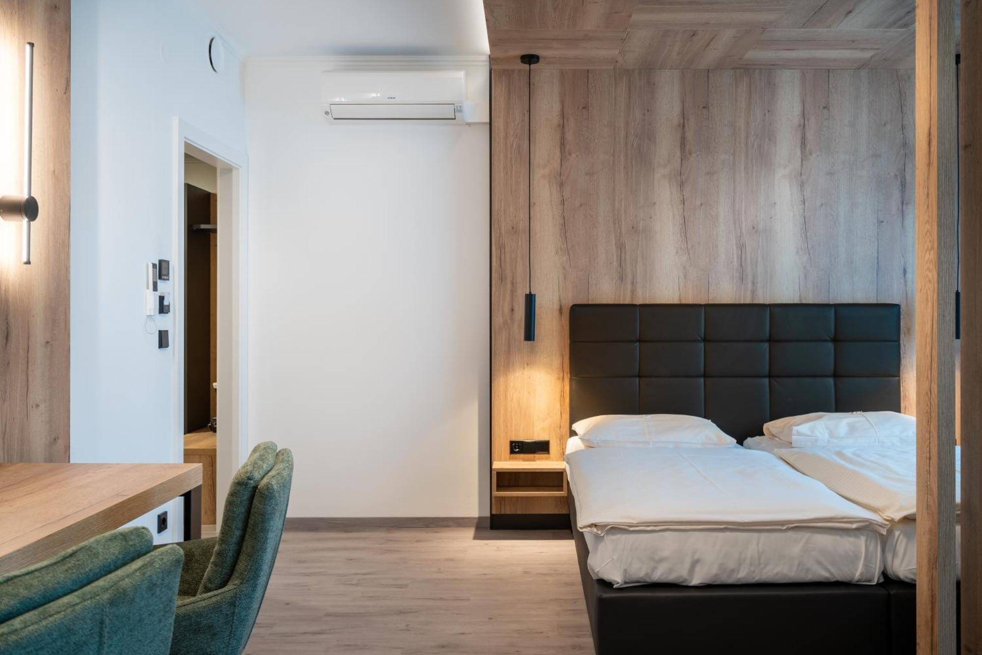 City Hotel Stockerau Εξωτερικό φωτογραφία