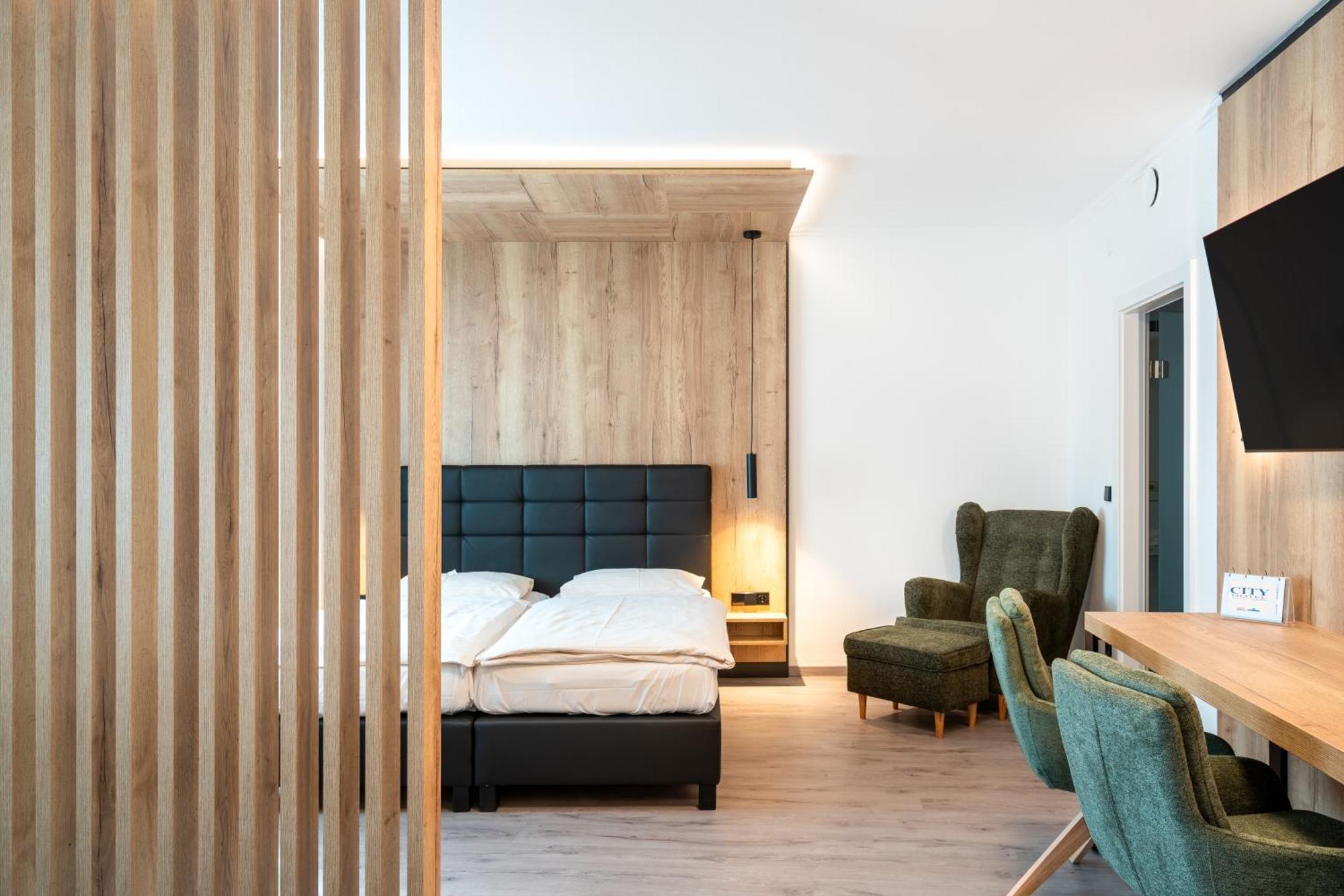 City Hotel Stockerau Εξωτερικό φωτογραφία