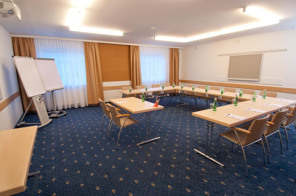 City Hotel Stockerau Εξωτερικό φωτογραφία