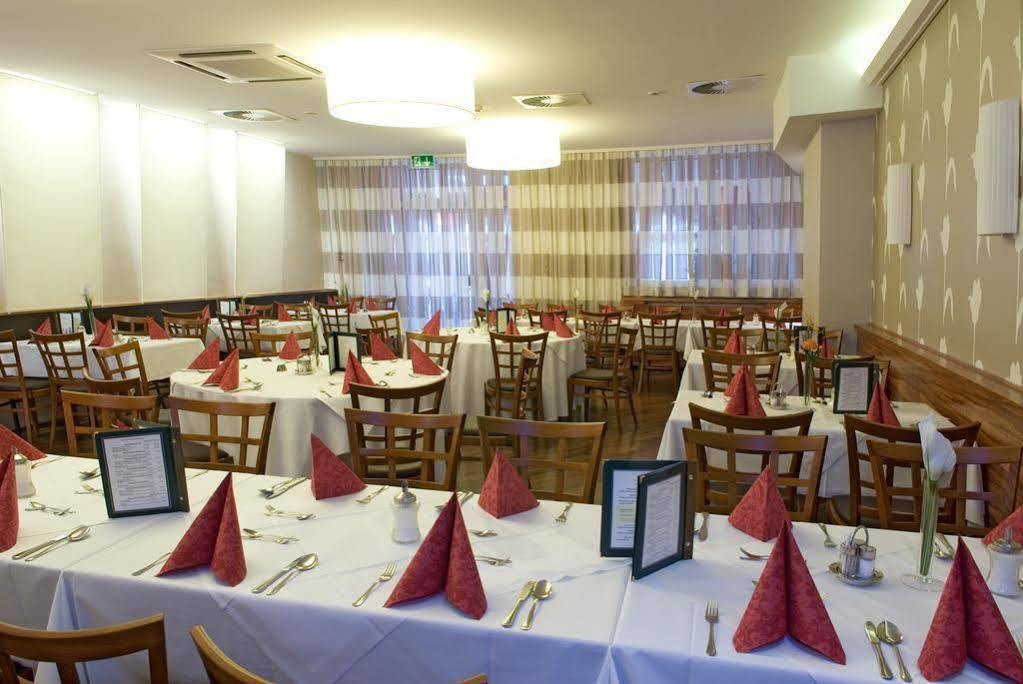 City Hotel Stockerau Εξωτερικό φωτογραφία
