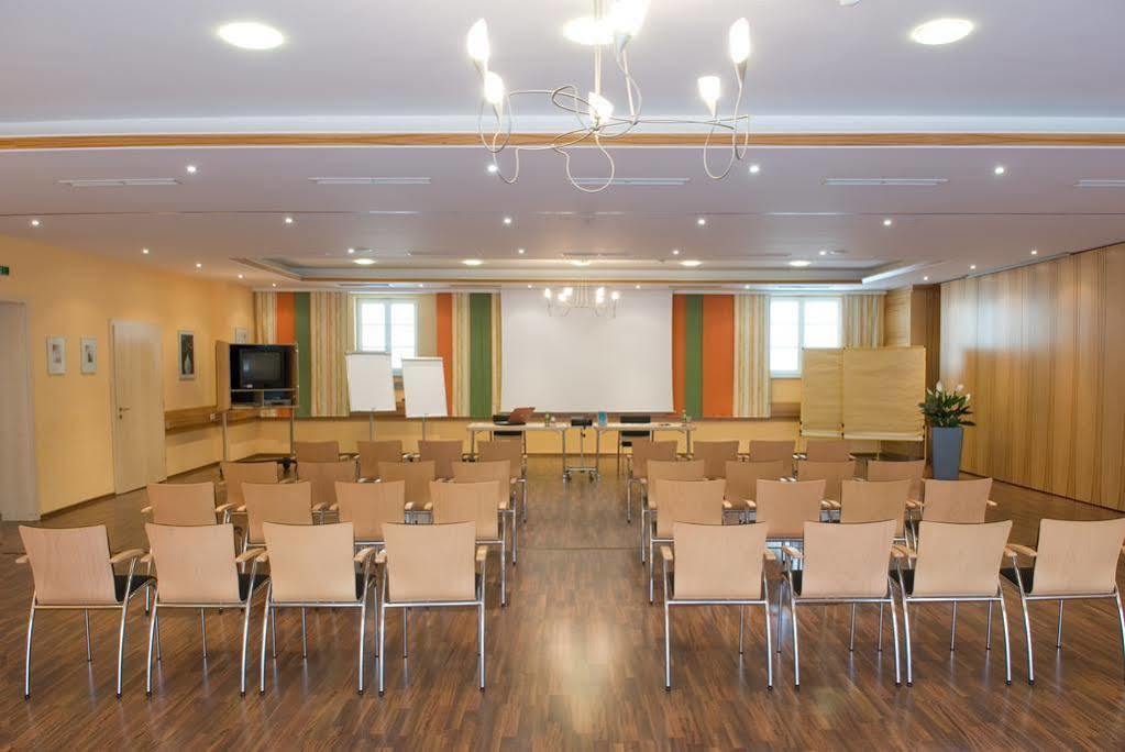 City Hotel Stockerau Εξωτερικό φωτογραφία